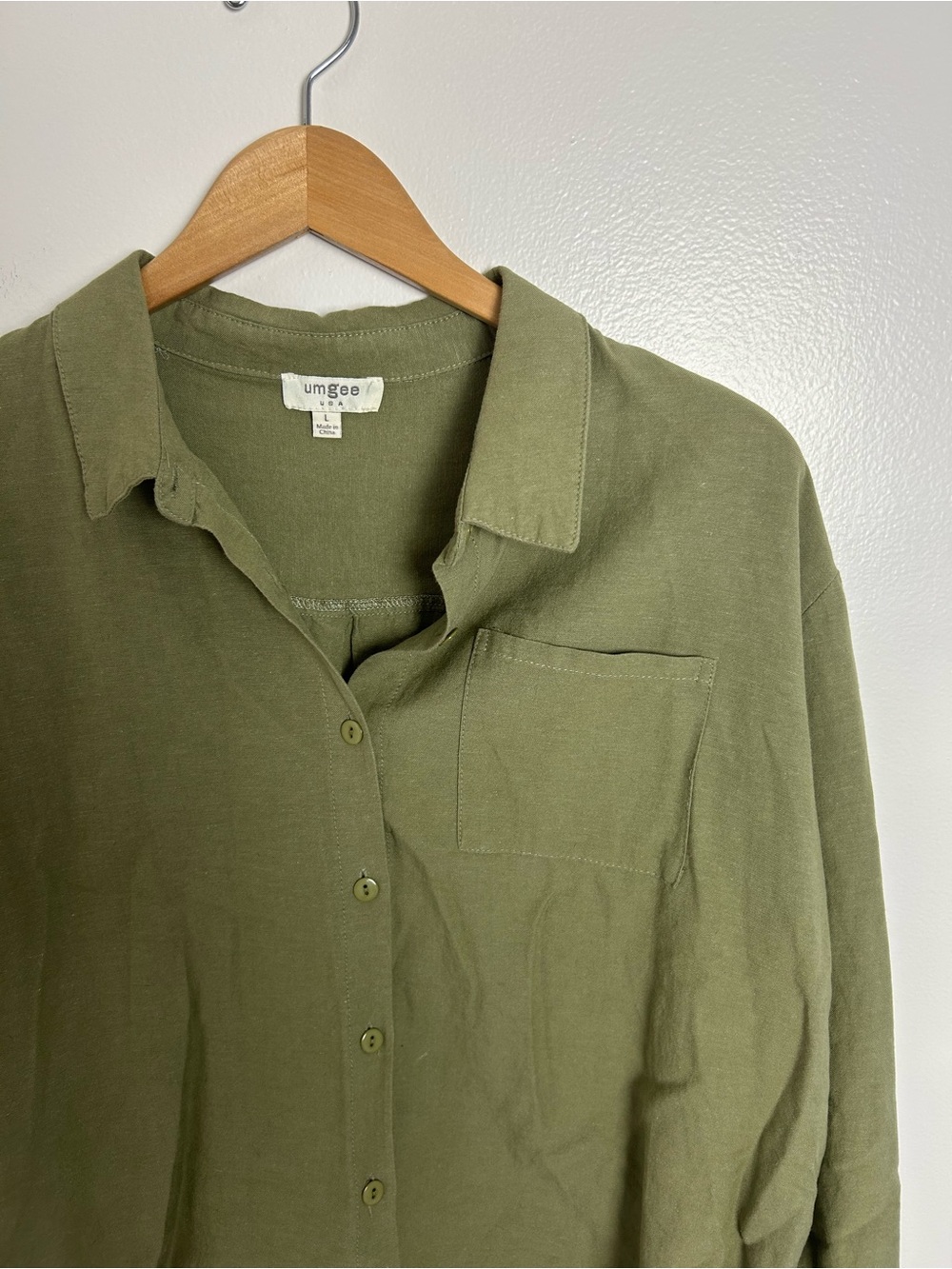 Umgee Olive Button-Front Casual Shirt Size Large